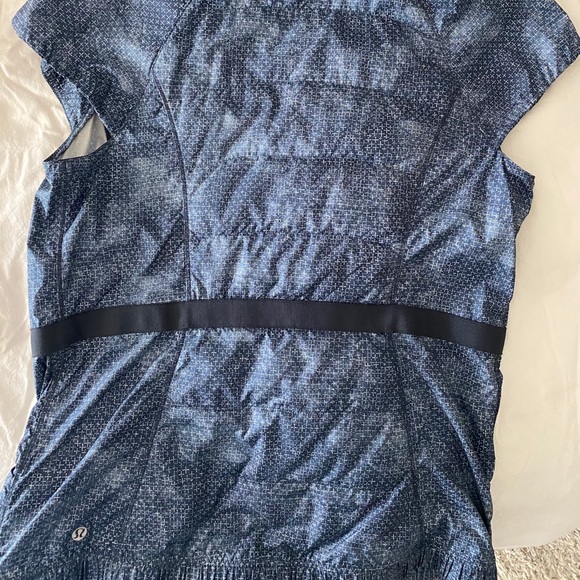 Lululemon Spring Fling Down vest - Picture 6 of 7